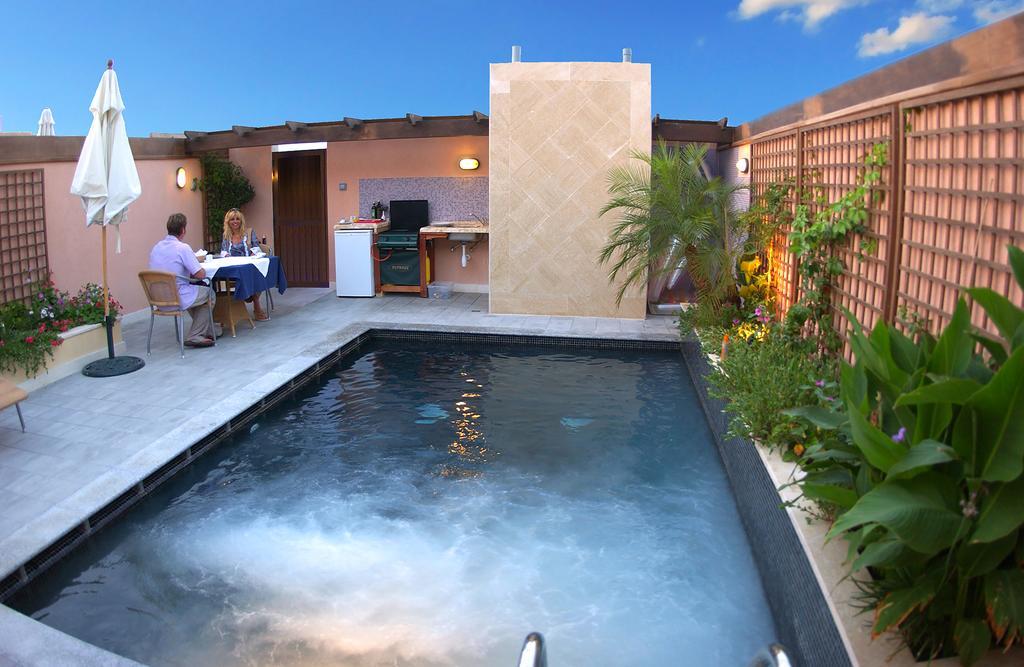 Fortina Spa Resort สลีมา ภายนอก รูปภาพ A rooftop pool in Marrakech, Morocco
