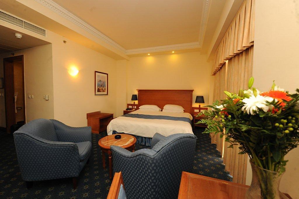 Fortina Spa Resort สลีมา ภายนอก รูปภาพ A room at the hotel